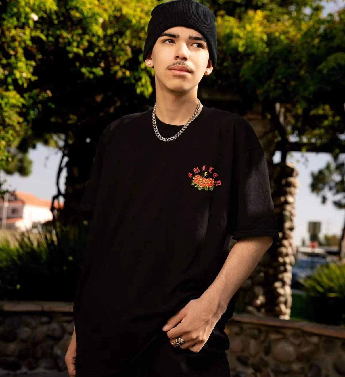 Summer 2026 Men's Retro Virgin Mary Graphic Tee, Rose & Sunburst Print, Cotton Streetwear T-Shirt for Catholic & Nostalgic Style