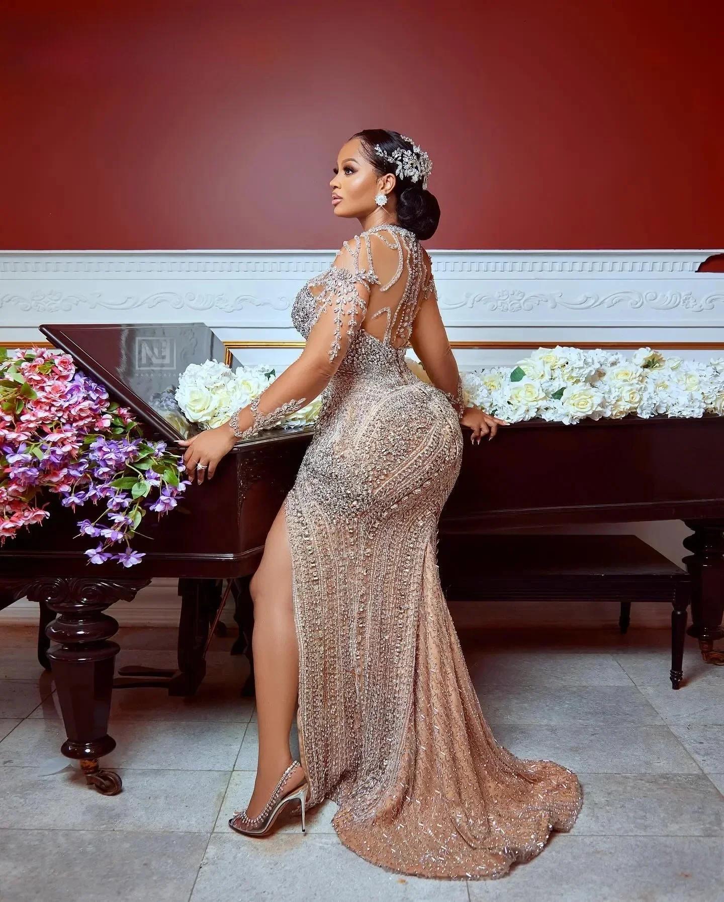 Customized Arabic Plus Size Illusion Luxurious Wedding Dress Beaded Crystals Detachable Train Bridal Gowns Dresses
