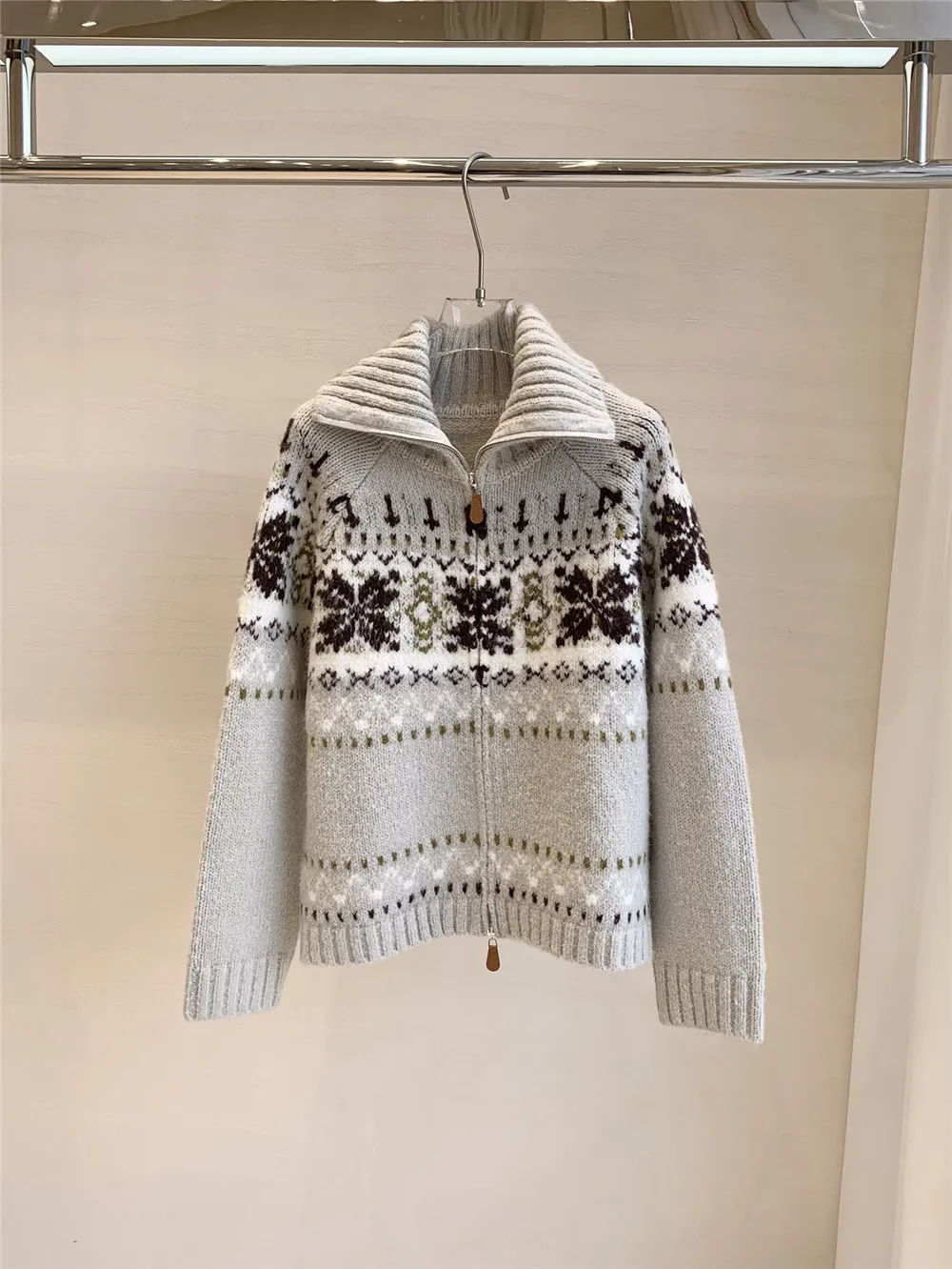 

Women's 25 Autumn/Winter New Lapel Wool Blend Contrasting Color Knitted Zipper Cardigan Sweater Jacket