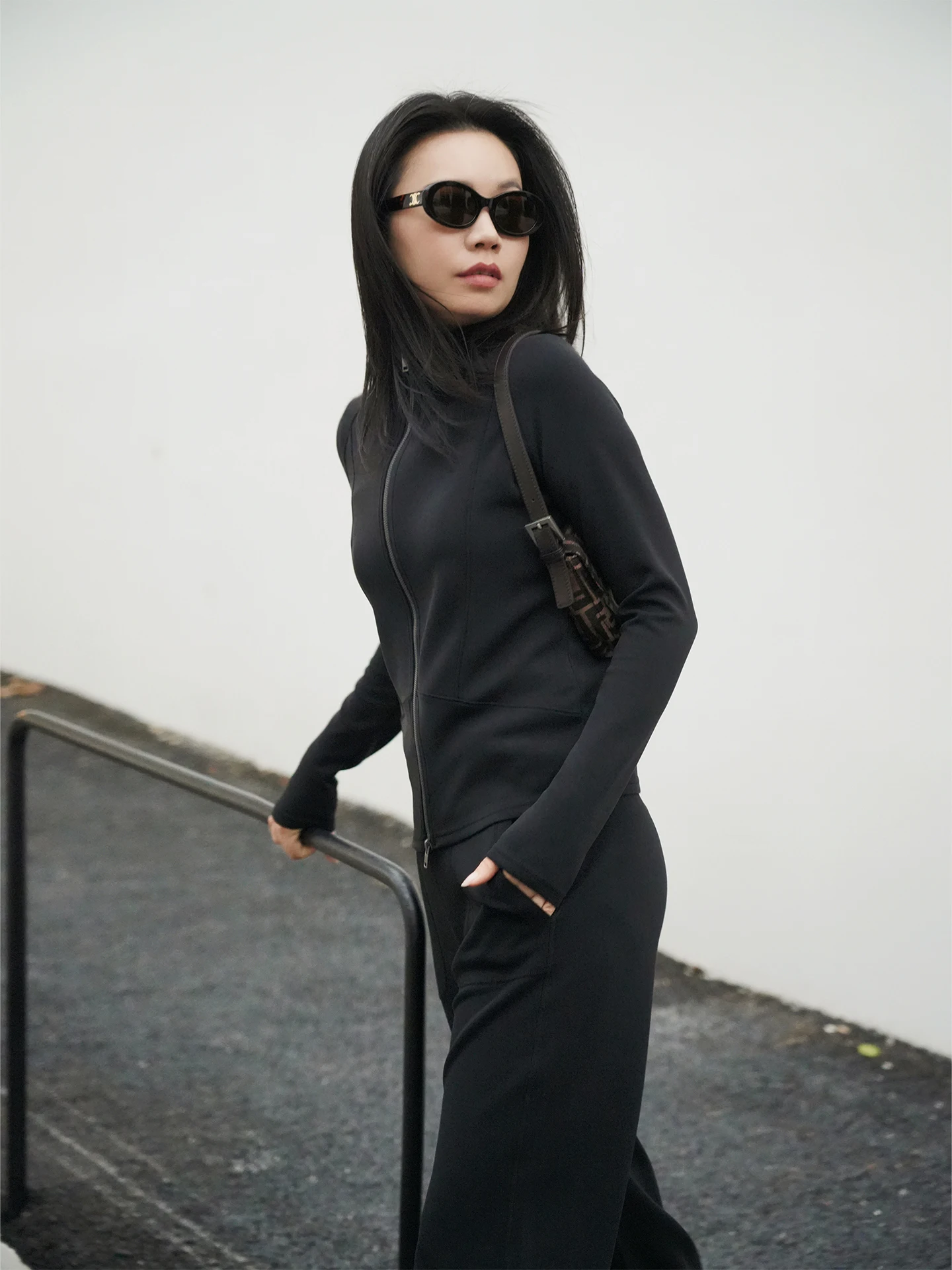 

Ting2 Studio Ice Sensation Lulu Slimming High Elasticity Summer Sportswear Set Wide Leg Pants Breathable Long Sleeve Top