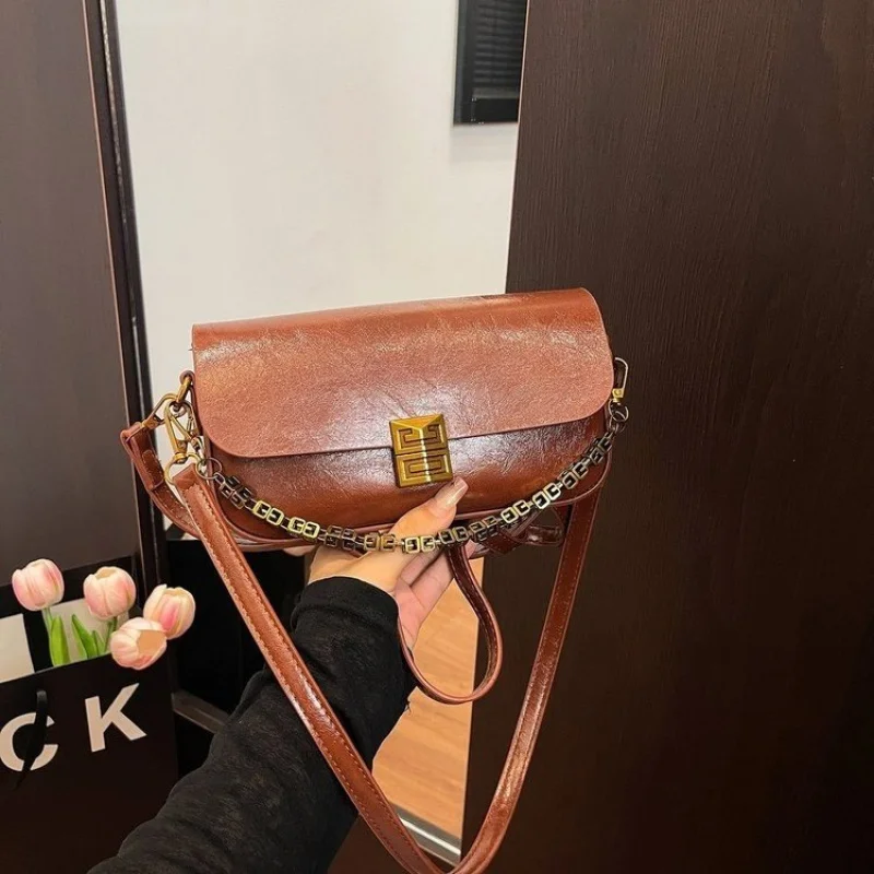 

Luxury Women's Hand Bags Made Of Premium Leather Boasting Trendy Vintage High-End Daily Look​