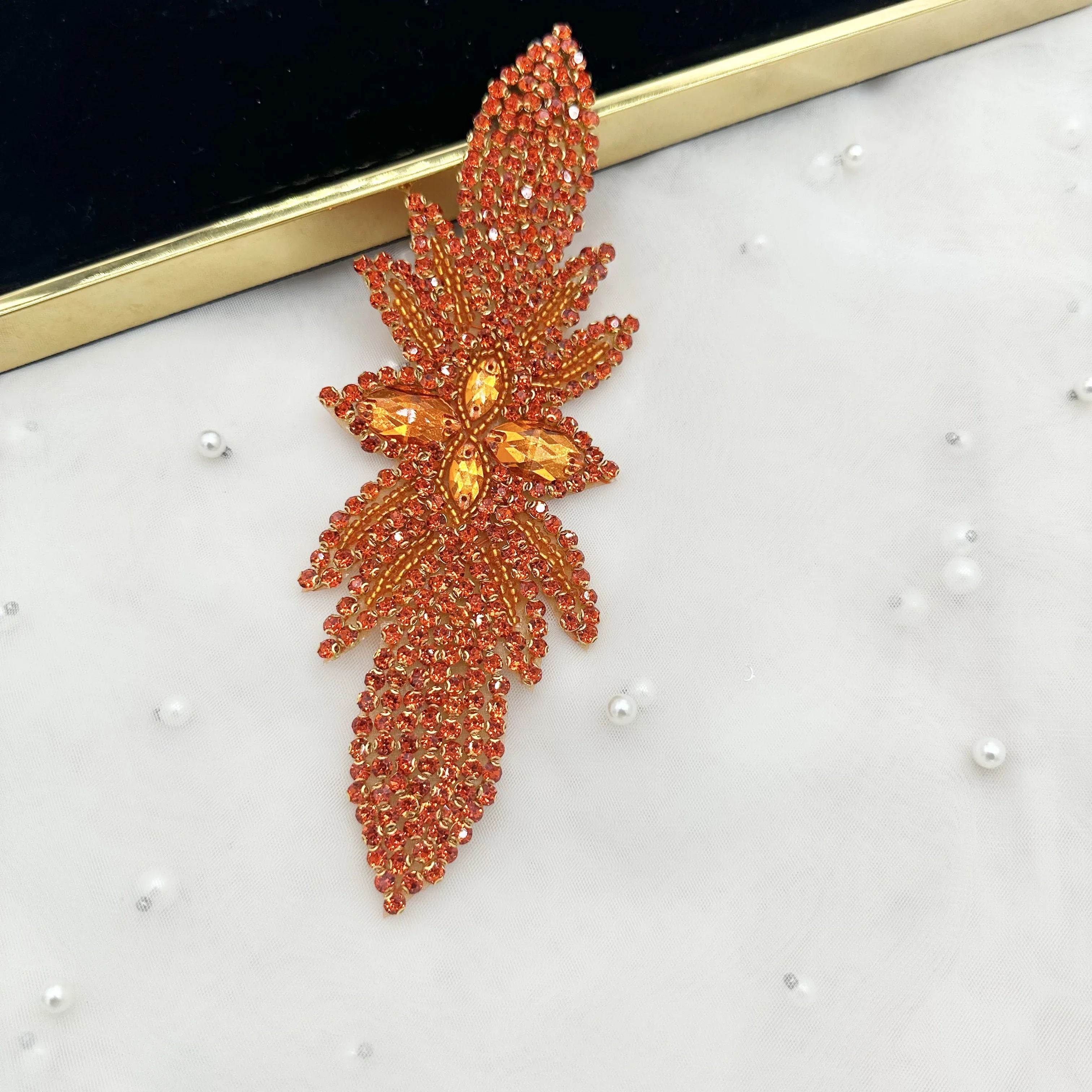 Perles en verre noires à strass cousues à la main pour robes de mariée, robes de soirée et accessoires vestimentaires pour femmes
