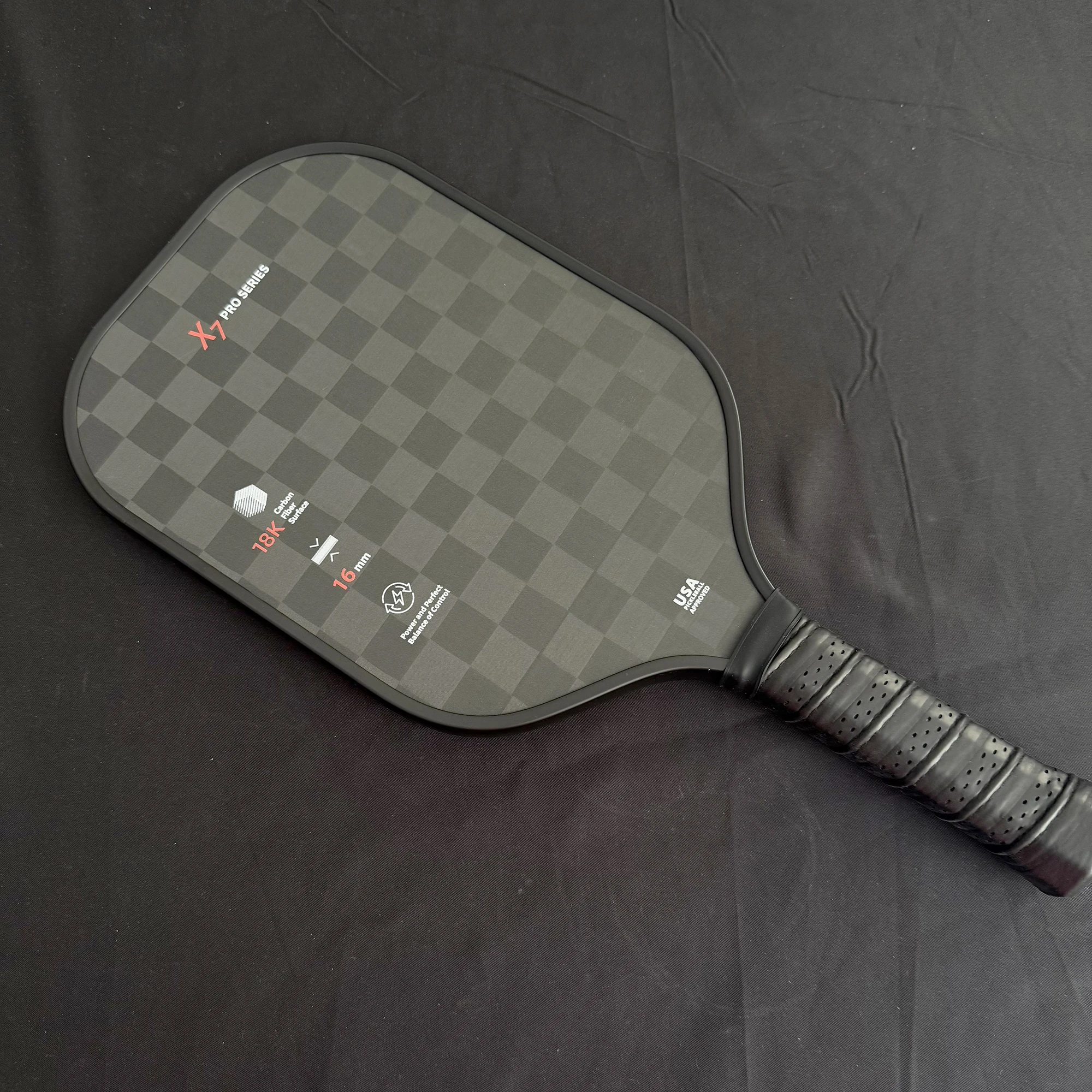 

High Quality 18K Carbon Fiber Face 16MM Pickleball USAPA Approved Pickleball Racket Suitable for Beginner/Professional players