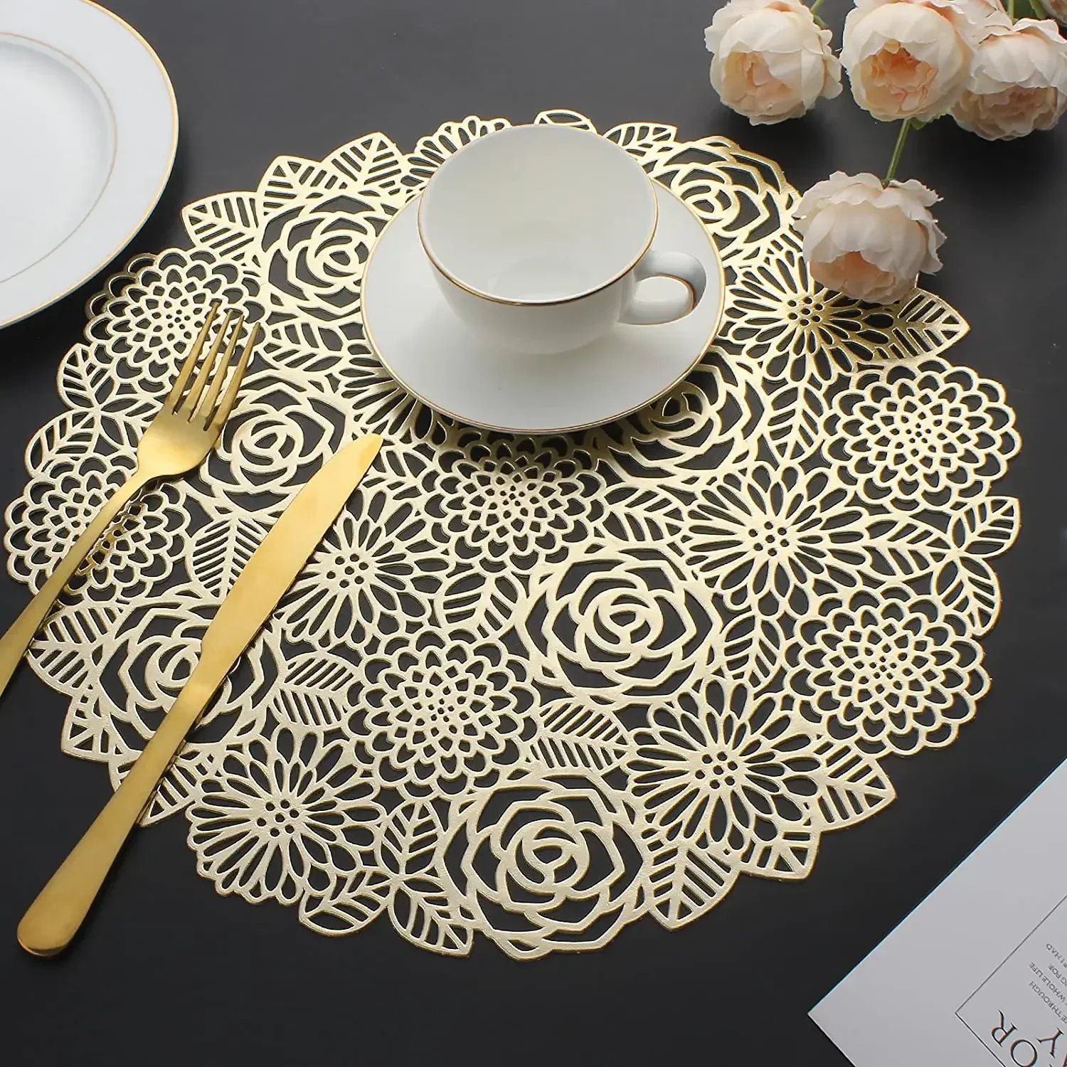 6/4pcs Round Rose Flower Placemat PVC Bronzing Hollow Home Valentine's Day Wedding Dining Table Decoration Mat Gold Placemat