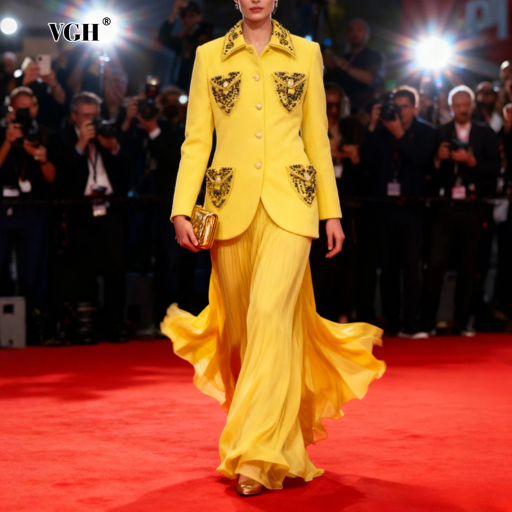 

VGH Yellow Spliced Pockets Midi Coat for Women Lapel Long Sleeves Patchwork Rivet Chic Fashionable Jacket Female Autumn Clothing