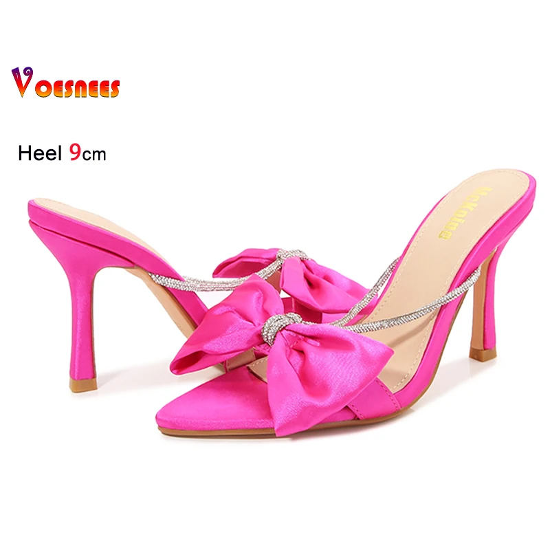 

Женские шлепанцы на каблуке с бантом, пикантные летние атласные тапочки с острым носком и женские сандалии на высоком каблуке 9 см с блестящими стразами