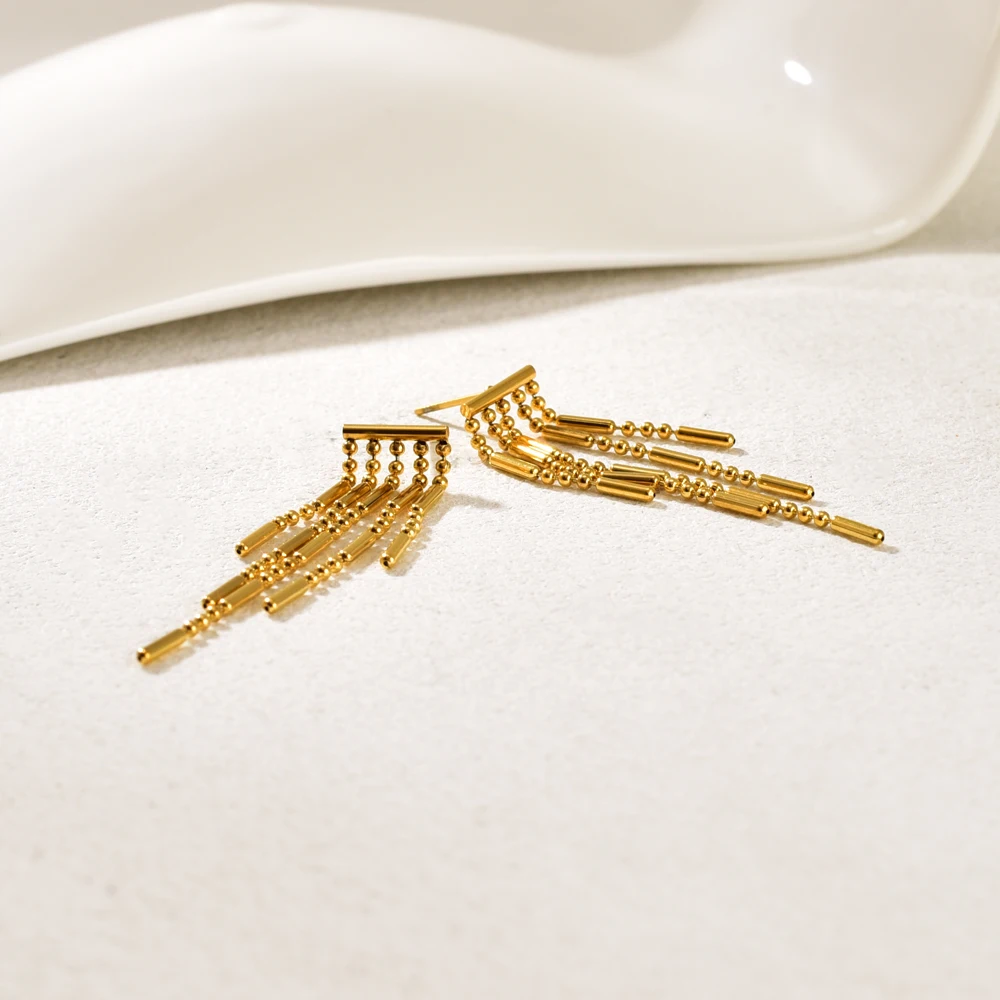 E200 Elegant tassel bead curtain starlight earrings, stainless steel plated with 18K gold