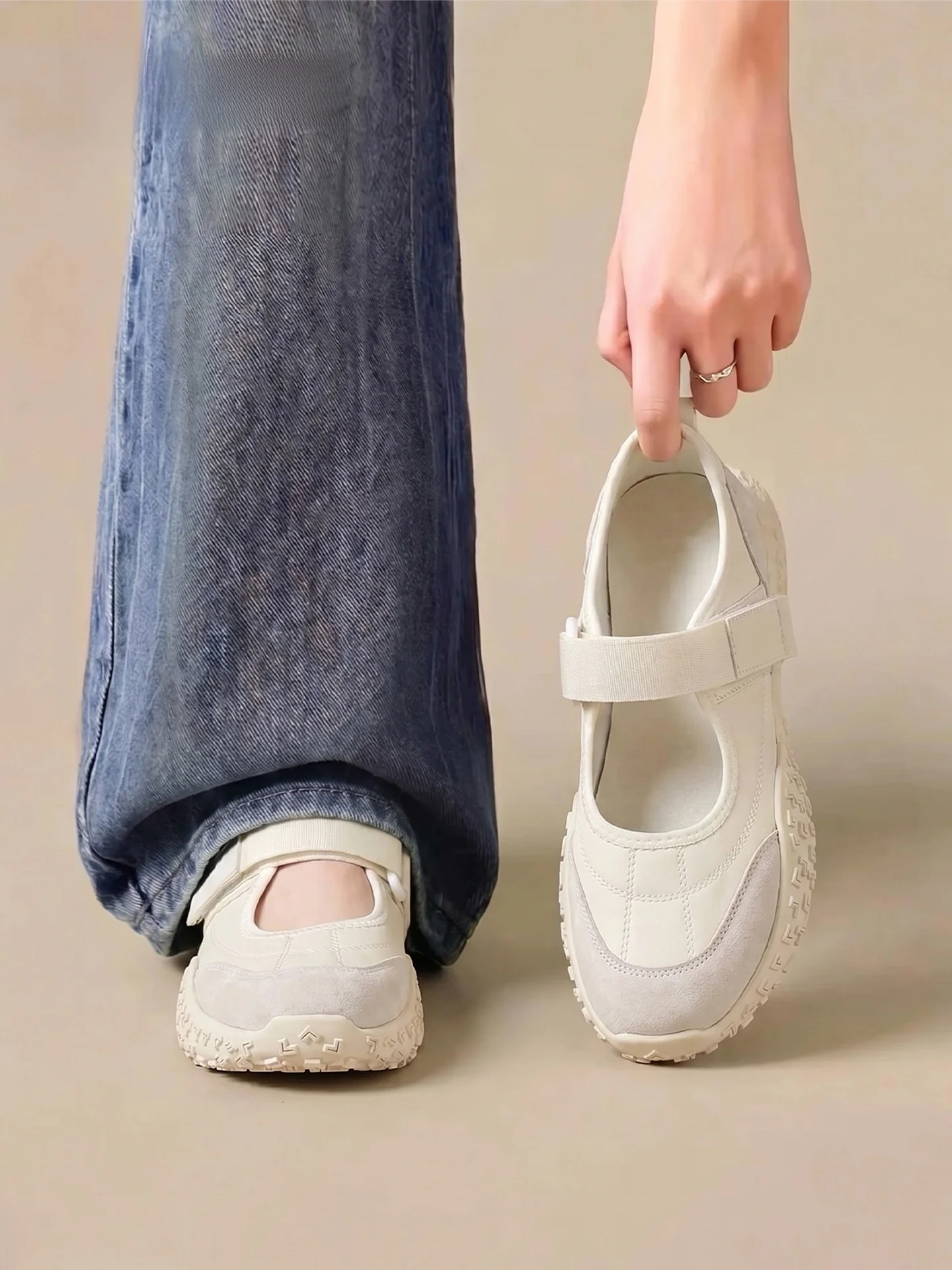 

Breathable Mary Jane Sports Shoes for Women Summer New Arrival Ballet Training Low Top Casual Shoes Comfortable Fashionable