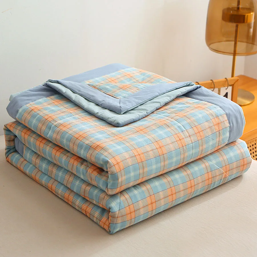 

New washable cotton striped summer quilt. Soft, comfortable and breathable cotton quilt. Machine washable. Single or double size