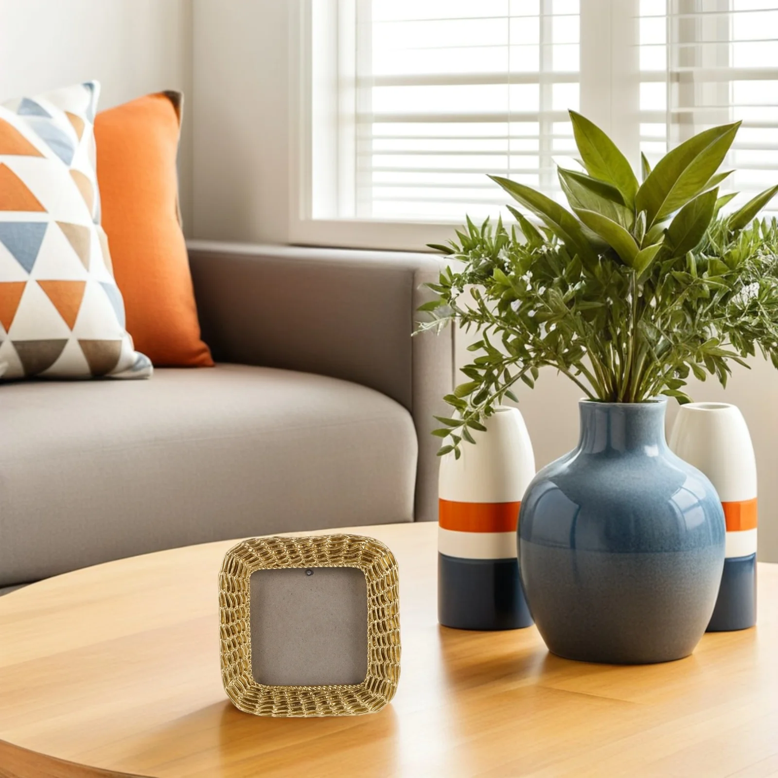 

Vintage Resin Picture Frame Ornate Gold Retro Wall Hanging and Tabletop Display Photo Frame for Wedding Memorial Poster