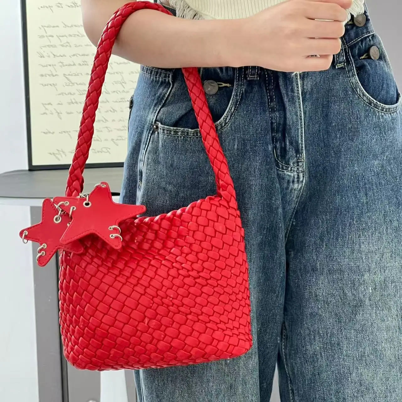 

High Quality Luxury Shoulder Bag for Women Large Capacity Lightweight Crossbody Tote Handbag Fashion Trend