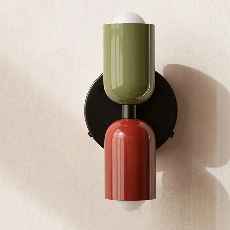 

Настенный светильник в кремовом стиле с двумя плафонами, скандинавский дизайн, простой современный светильник для коридора, спальни, гостиной, кабинета