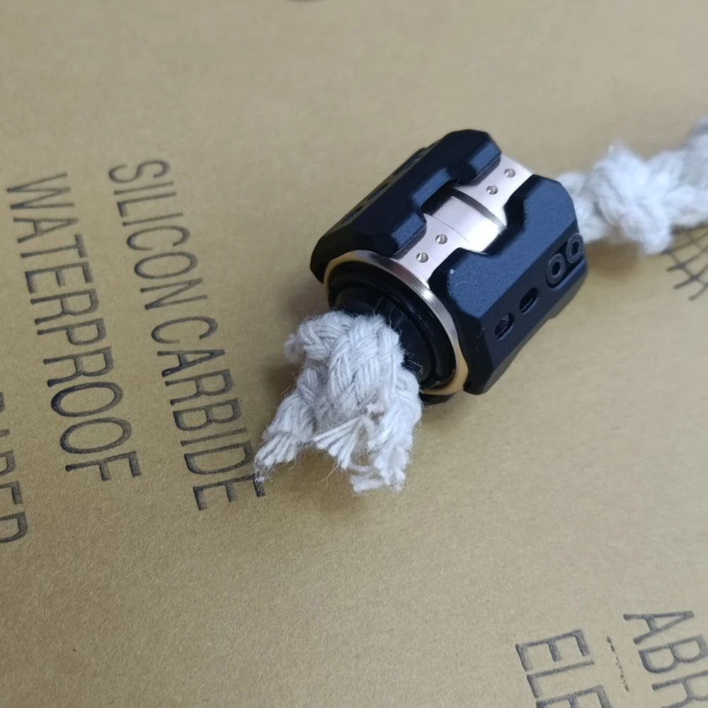 EDC تململ سبينر سكين قلادة الإجهاد الإغاثة الكبار الإجهاد الإغاثة المعادن الغزل الاهتمام نقص نقص نقص النشاط اضطراب لعبة