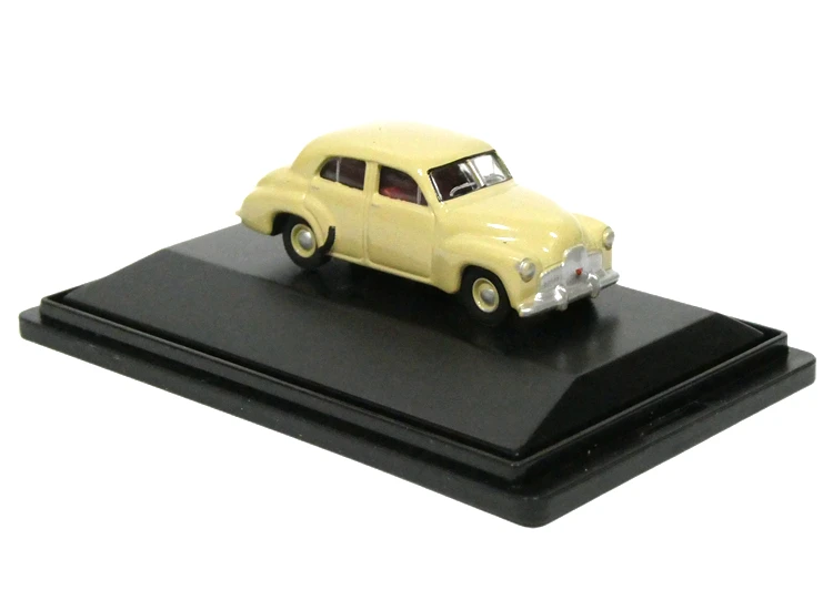 1/87 HO Scale Alloy Car Model 1948 FX Sedan Vintage Car Model Train Scene Miniature Collection Sand Table Landscape Adult Gift