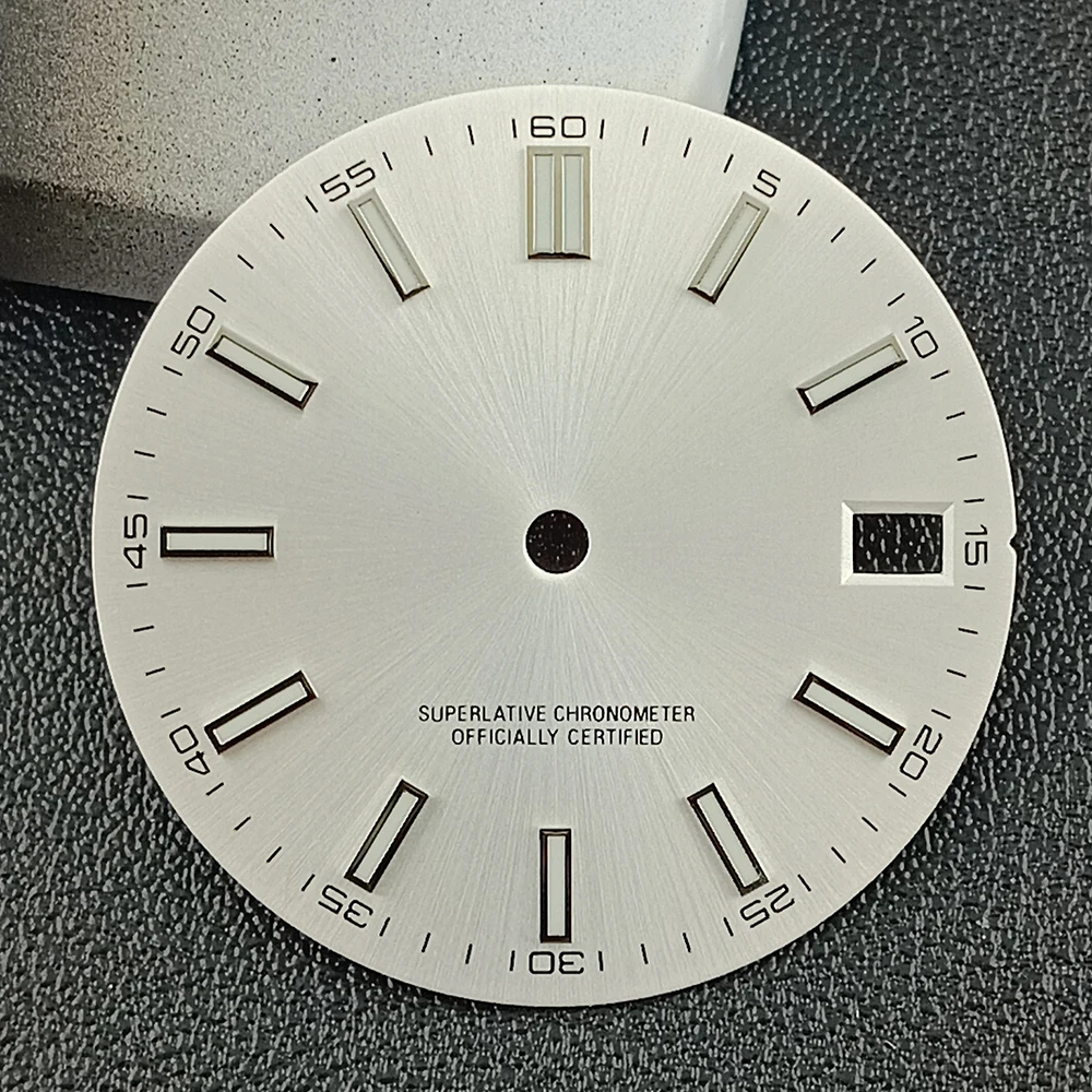 Esfera de reloj de 28,5mm con logotipo personalizado para hombre, Esfera luminosa azul adecuada para accesorios de reloj de movimiento NH35