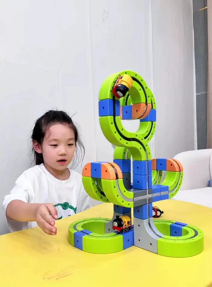 Coche magnético STEM Racing Car Rail Track Set 2025 - Tren motorizado Montessori y laberinto por gravedad, juguete, regalo educativo para niños