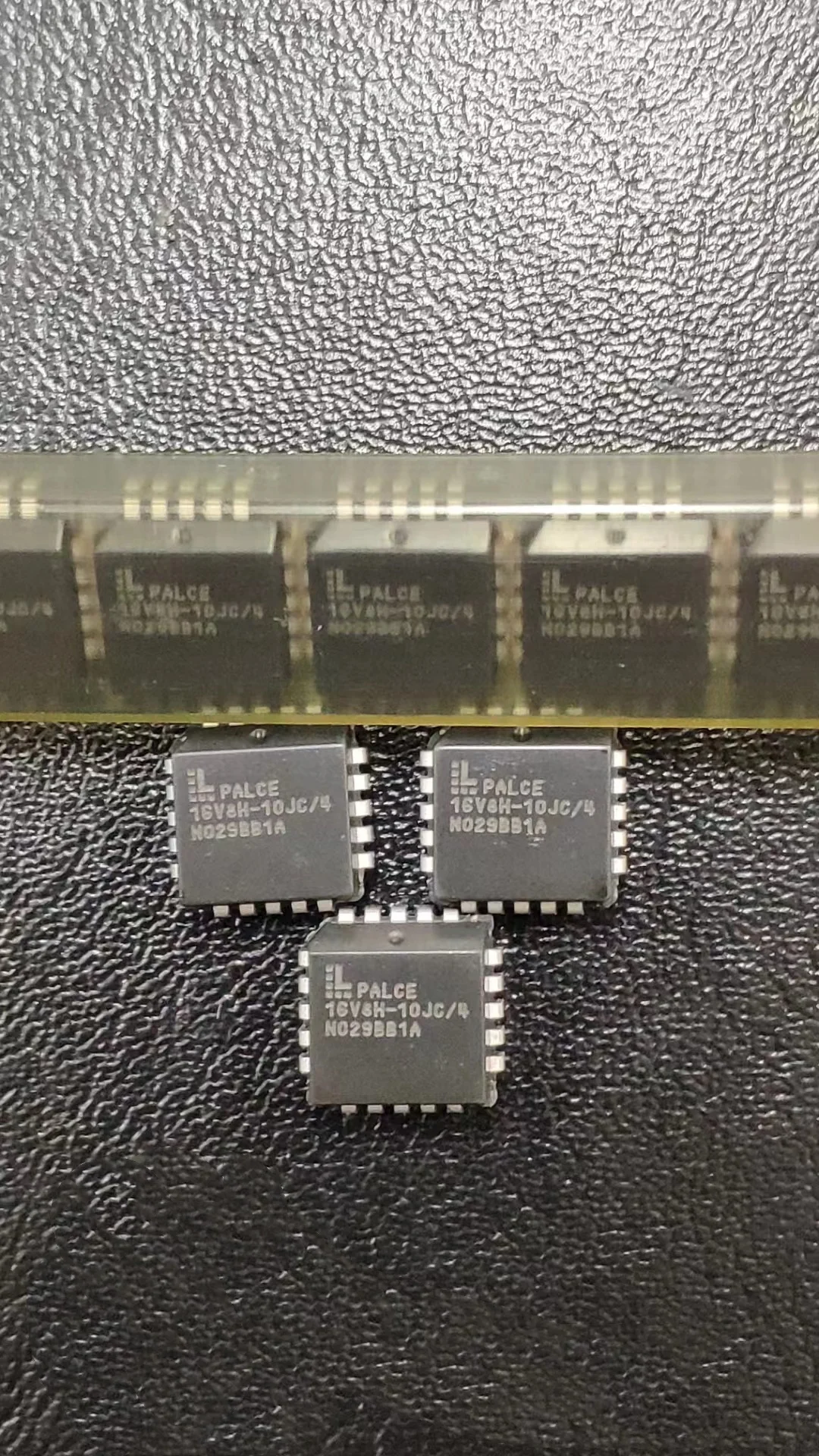 

5PCS 100% New PALCE16V8H-10JC/4 PLCC20 Brand New Original Chips ic