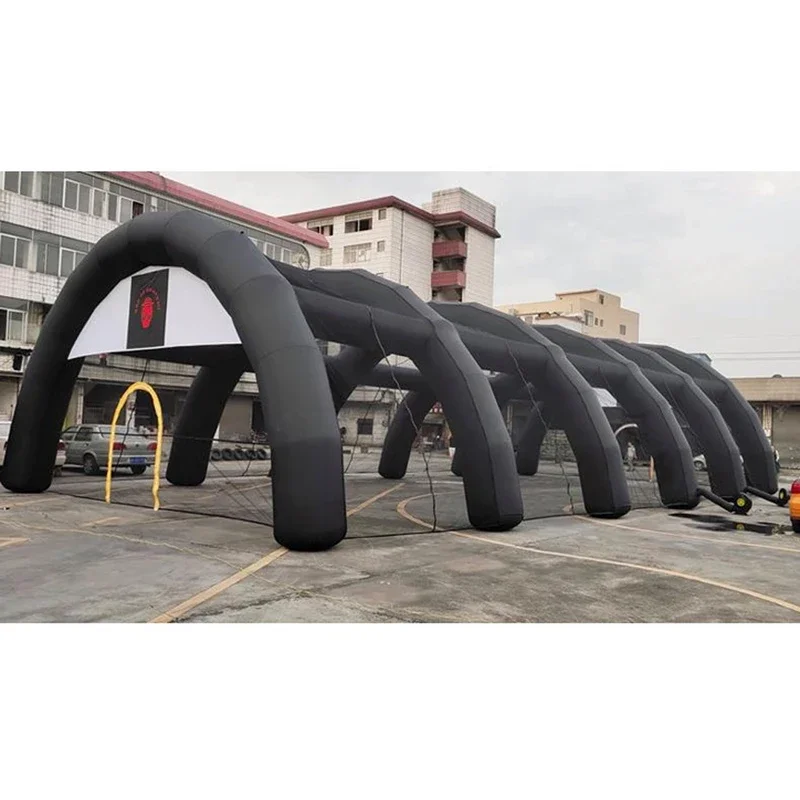 โดมขนาดใหญ่สีดํา Inflatable Paintball เต็นท์กีฬากลางแจ้ง Arena Inflatable Arch กิจกรรม Hall Building Marquee สําหรับงานปาร์ตี้