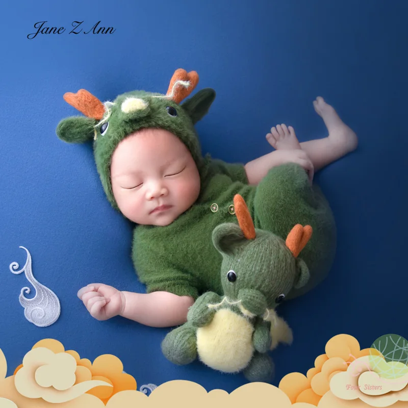 

Baby Photography Clothing Studio Woolen Knitting dragon Shape Photog Clothing hat+romper+doll dragon year shower gift