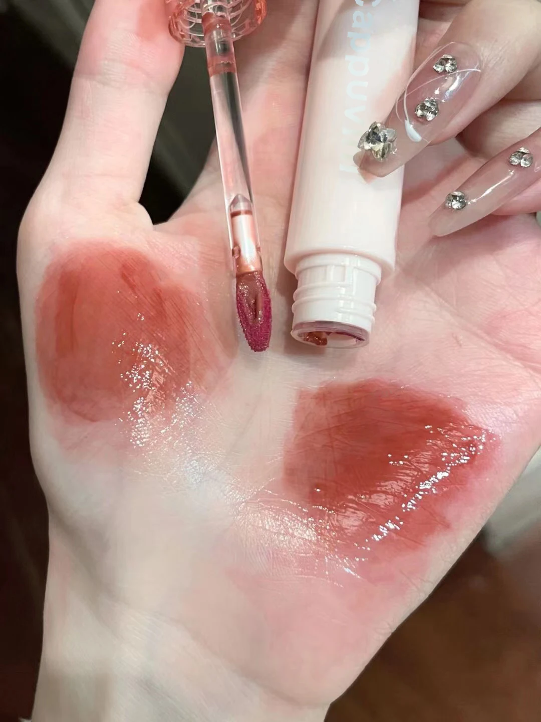 チェリーピンク防水ミラー仕上げウォーターリップグロスヌードブラウンクリアティントガラスリップオイルリキッドメイクアップ、輝く唇へ