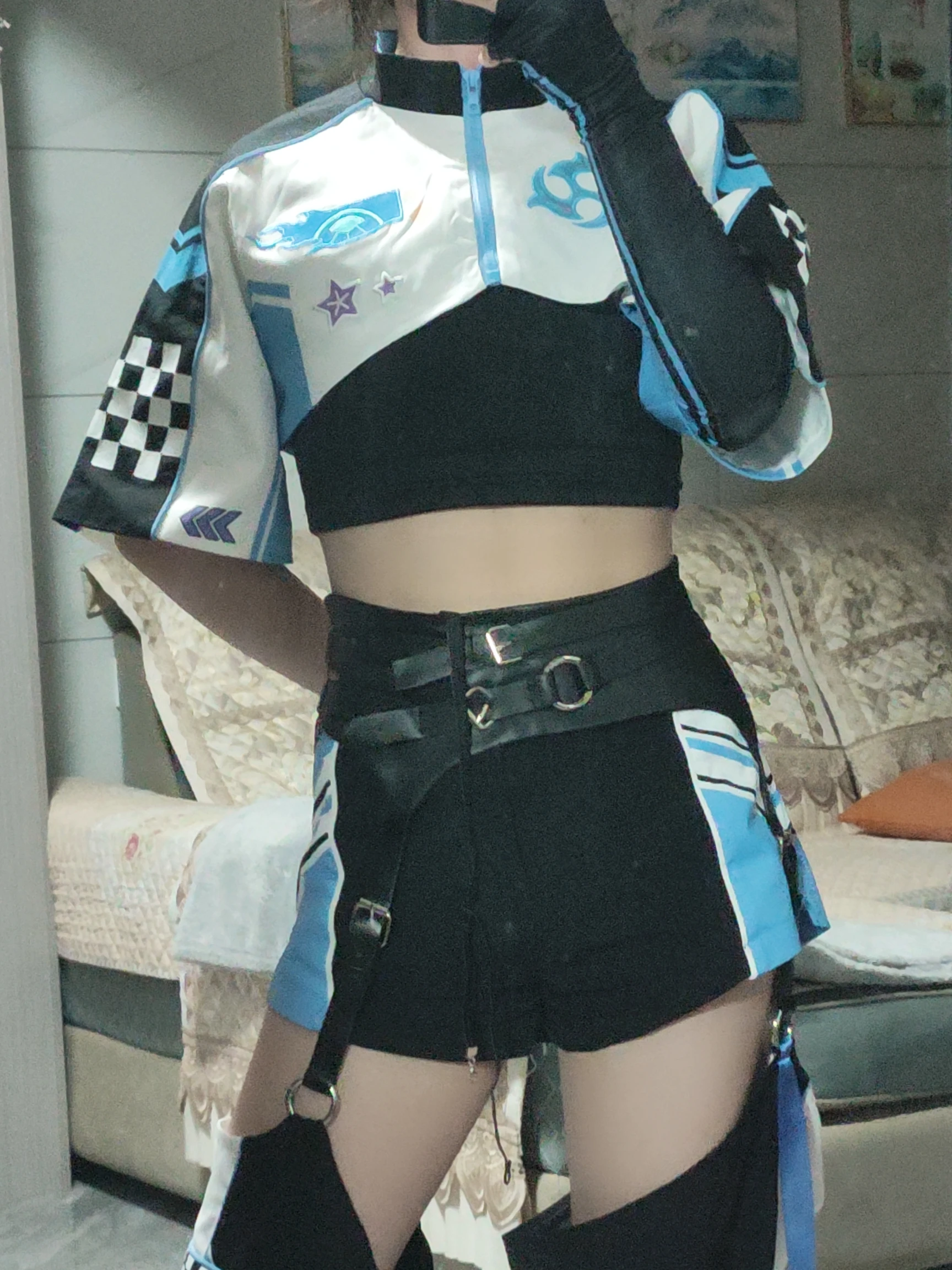 جينشين إمباكت واندرر أزياء تنكرية للهالوين وعيد الميلاد وحفلات لعب الأدوار الهزلية الرائعة S-XL متوفرة في المخزون قبعة Guy Balladeer