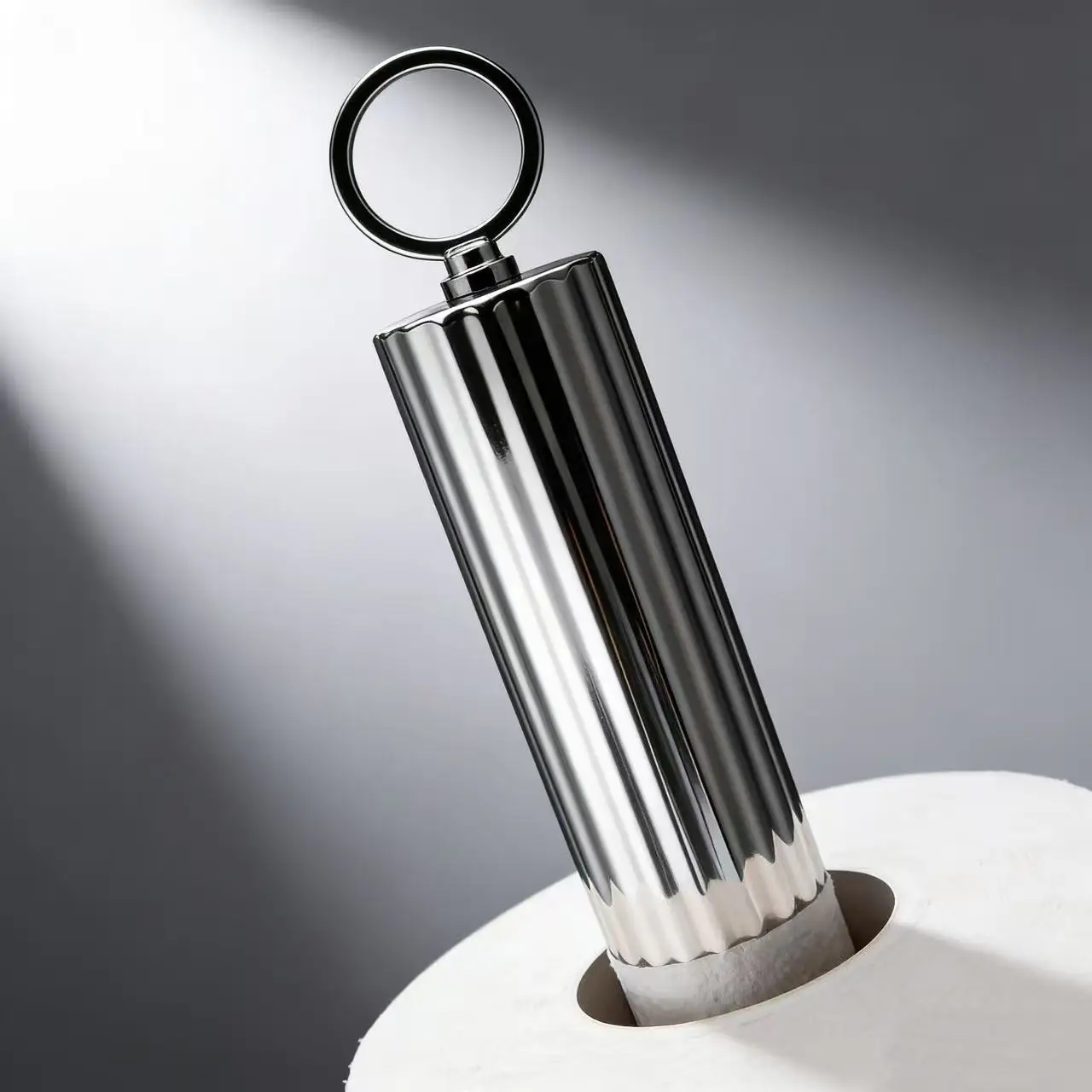 

DSA light luxury stainless steel striped tissue holder vertical kitchen roll holder household housewarming gifts hotel ornaments