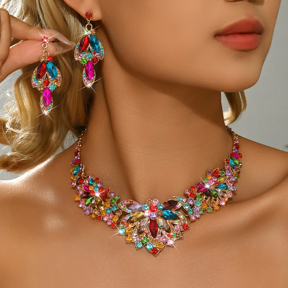 3 Pieces High-End Design Necklace Earrings Two-Piece Set