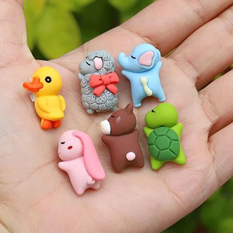 Cute Car Ornaments Car Center Console Display Screen Decorazioni Per Interni Auto Little Turtle Cute Pendant Doll Girl