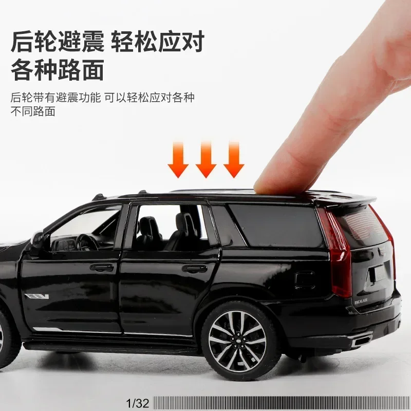 1:32 Cadillac Escalade pojazd terenowy symulacja Diecast Model samochodu ze stopu metali dźwięk światło wycofać kolekcja zabawek dla dzieci prezenty