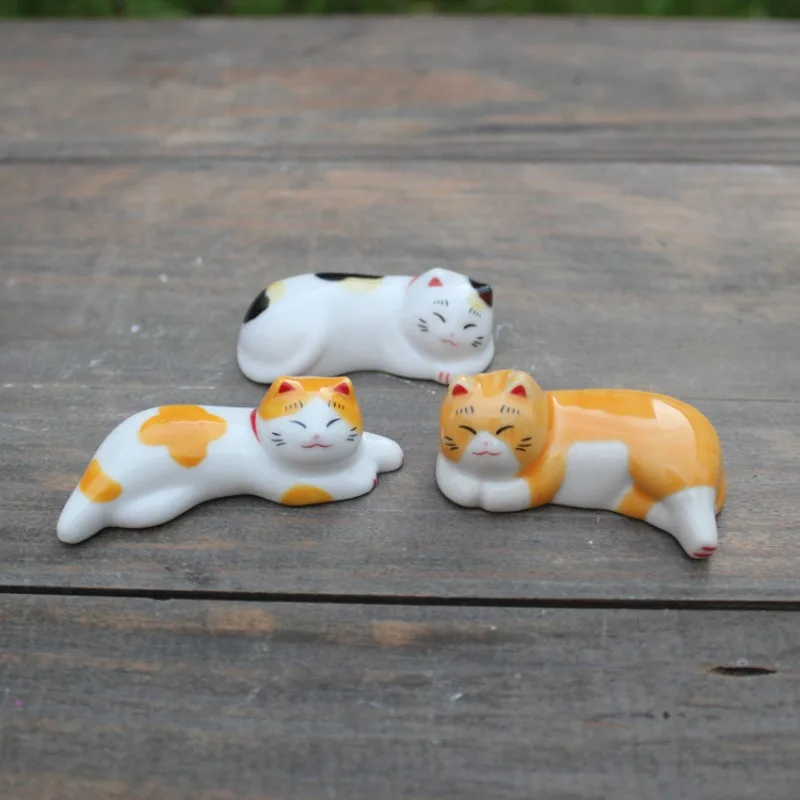 1 PC Cute Cat Ceramic Chopstick Pen Rest Adorable Kitten Design Table Home Decor Craft DIY Landscape Ornament Decoration Present