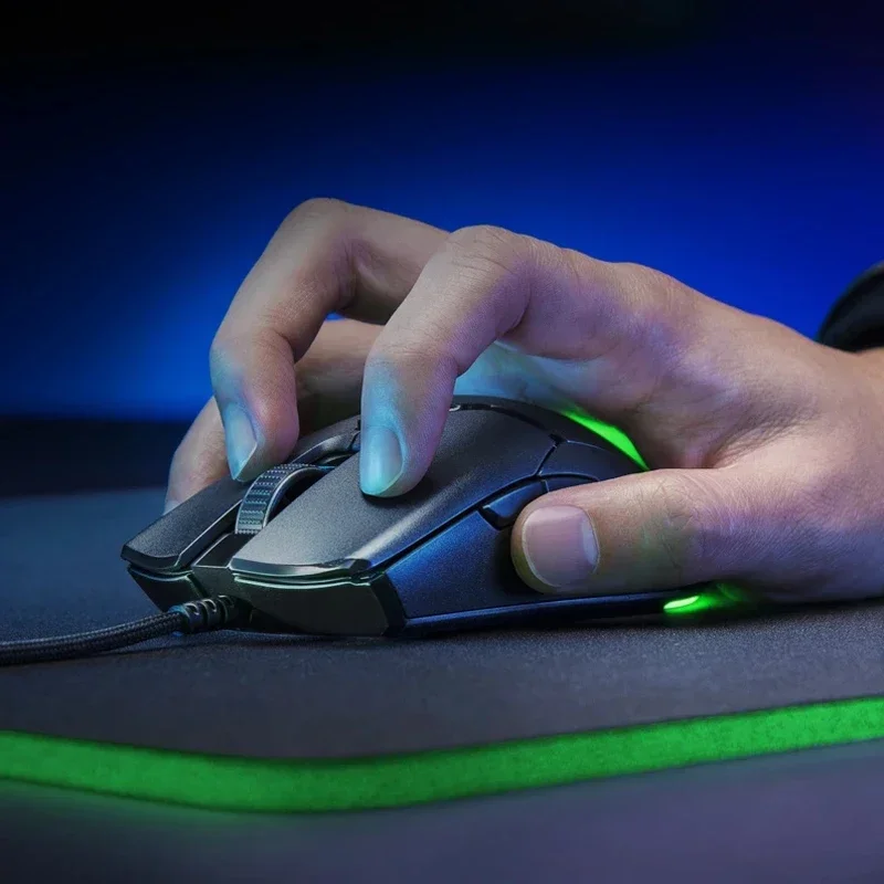 Razer Viper Mini Mouse 8500 ديسيبل متوحد الخواص مستشعر بصري Chroma RGB سلكي 61 جرام ماوس خفيف الوزن SPEEDFLEX كابل ماوس لألعاب Esport