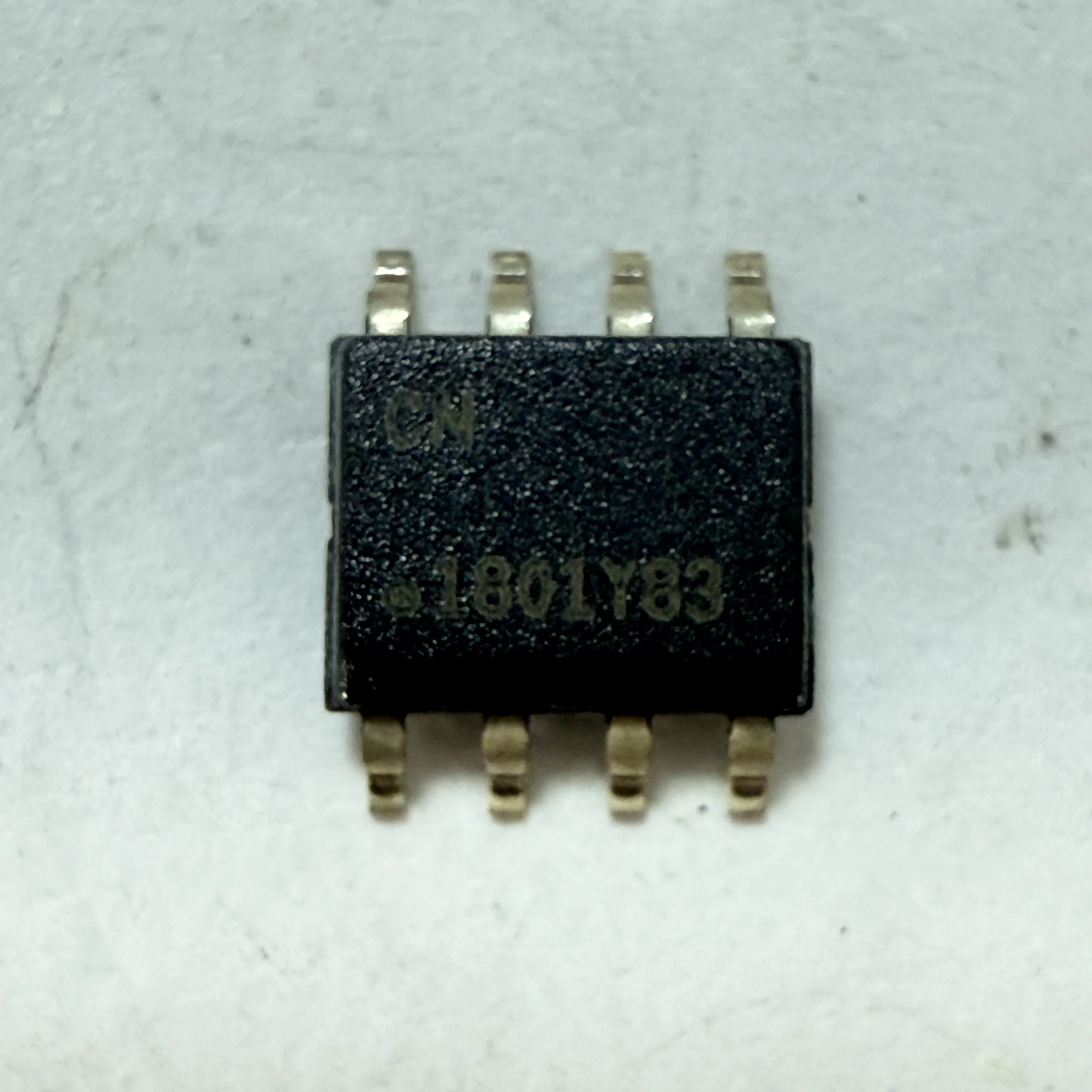 10PCS/LOT ATAES132A-SHER-B (EEPROM)