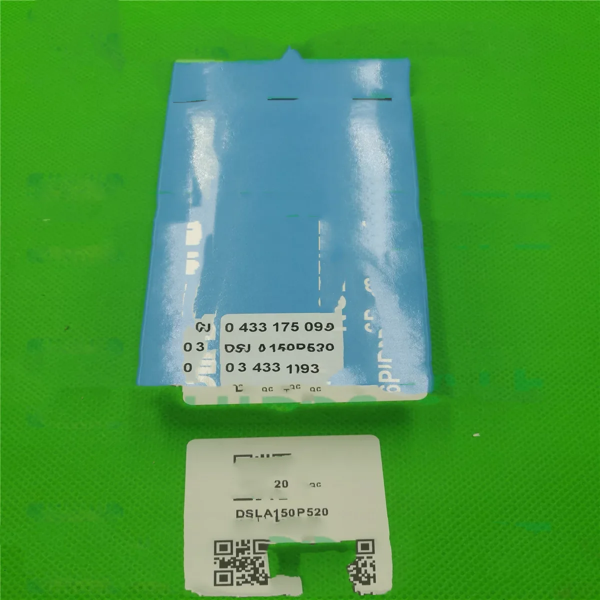 

DSLA150P520