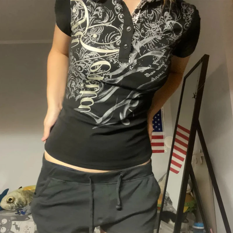 Y2k haut court Punk graphique T-shirts rue fille chaude années 2000 vêtements doux mince T-Shirts Harajuku été femmes haut gothique chemise emo