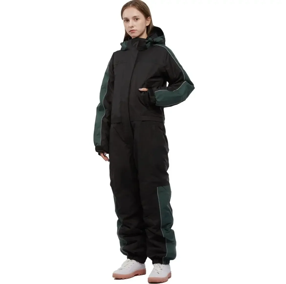 OEM CUSTOM High Quality Waterproof and Windproof Custom Skis Women Warm Snow Warm Wear Full Body Ski Suits One Piece Ski Suit