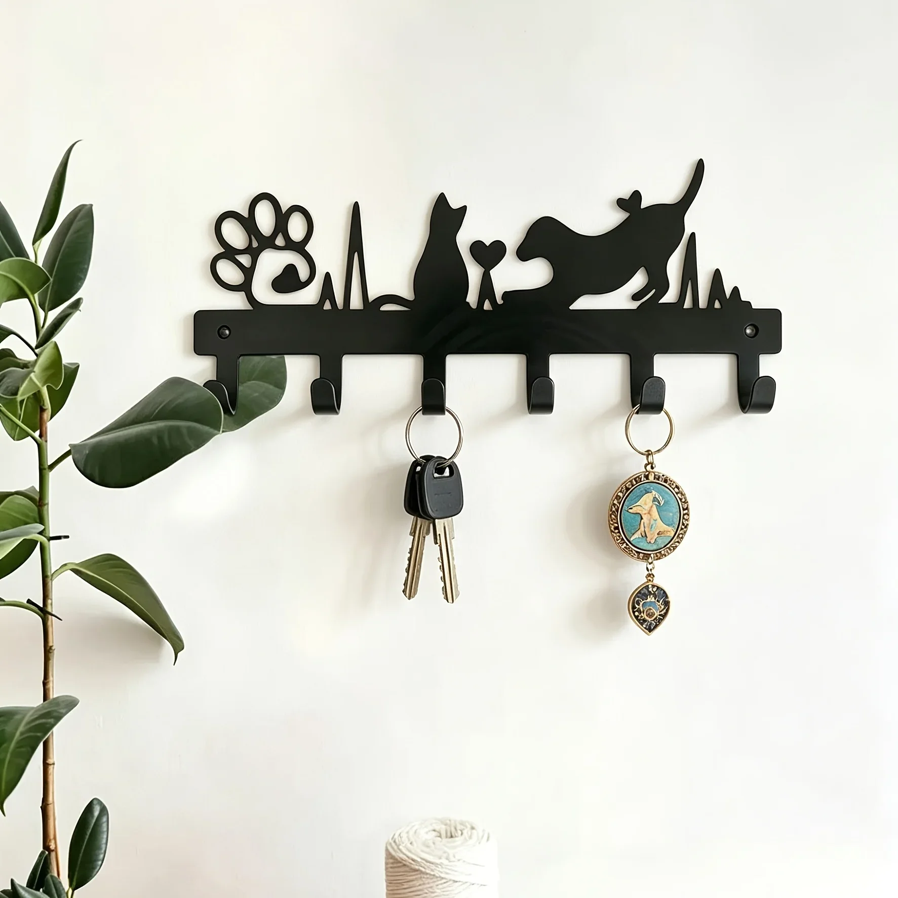 【2D Flat】6-Hook Black Metal Cat & Dog Wall Hook Heartbeat Design Entryway Organizer for Keys Coats Perfect Gift for Pet Lovers