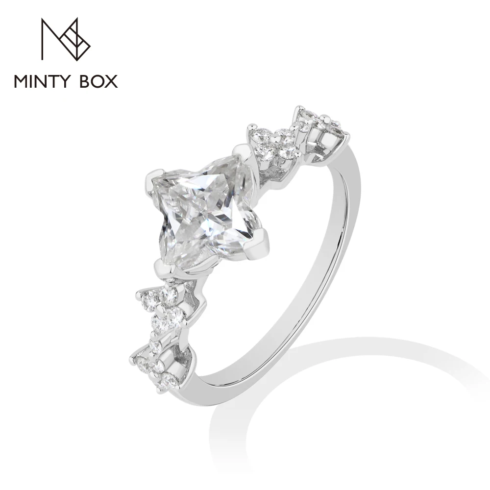 

Mintybox D Color VVS1 Star Cut Moissanite Ring 925 Sterling Silver Side Cluster Stone Solitaire Engagement Wedding Jewelry Gift