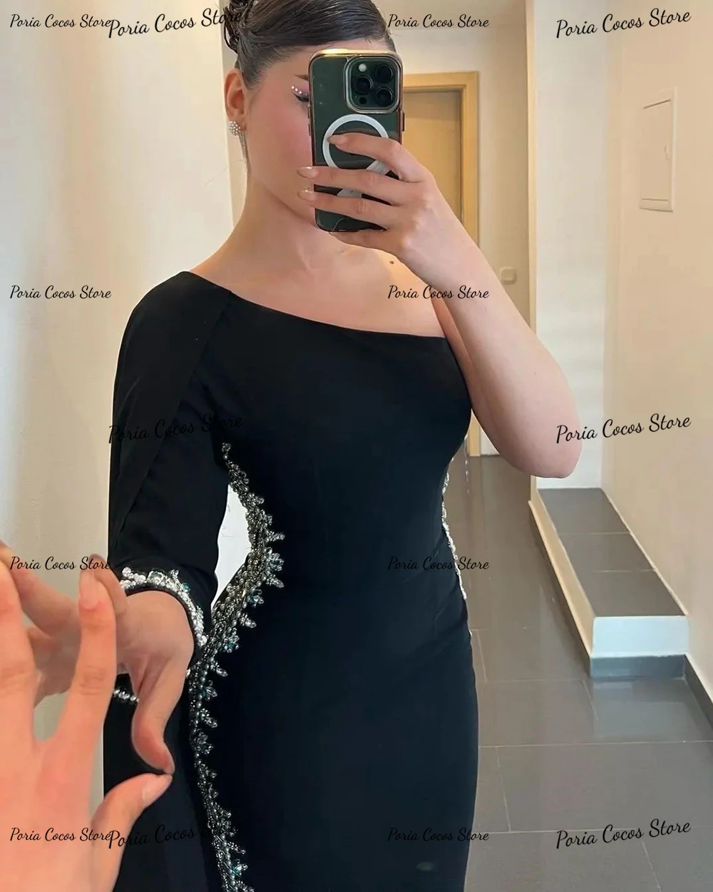 Maßgeschneidertes Abendkleid mit einer Schulter und langen Ärmeln, Meerjungfrau, sexy, rückenfrei, formelle Party, schwarze Abendkleider für Frauen, Saudi-Arabien – Detail 8