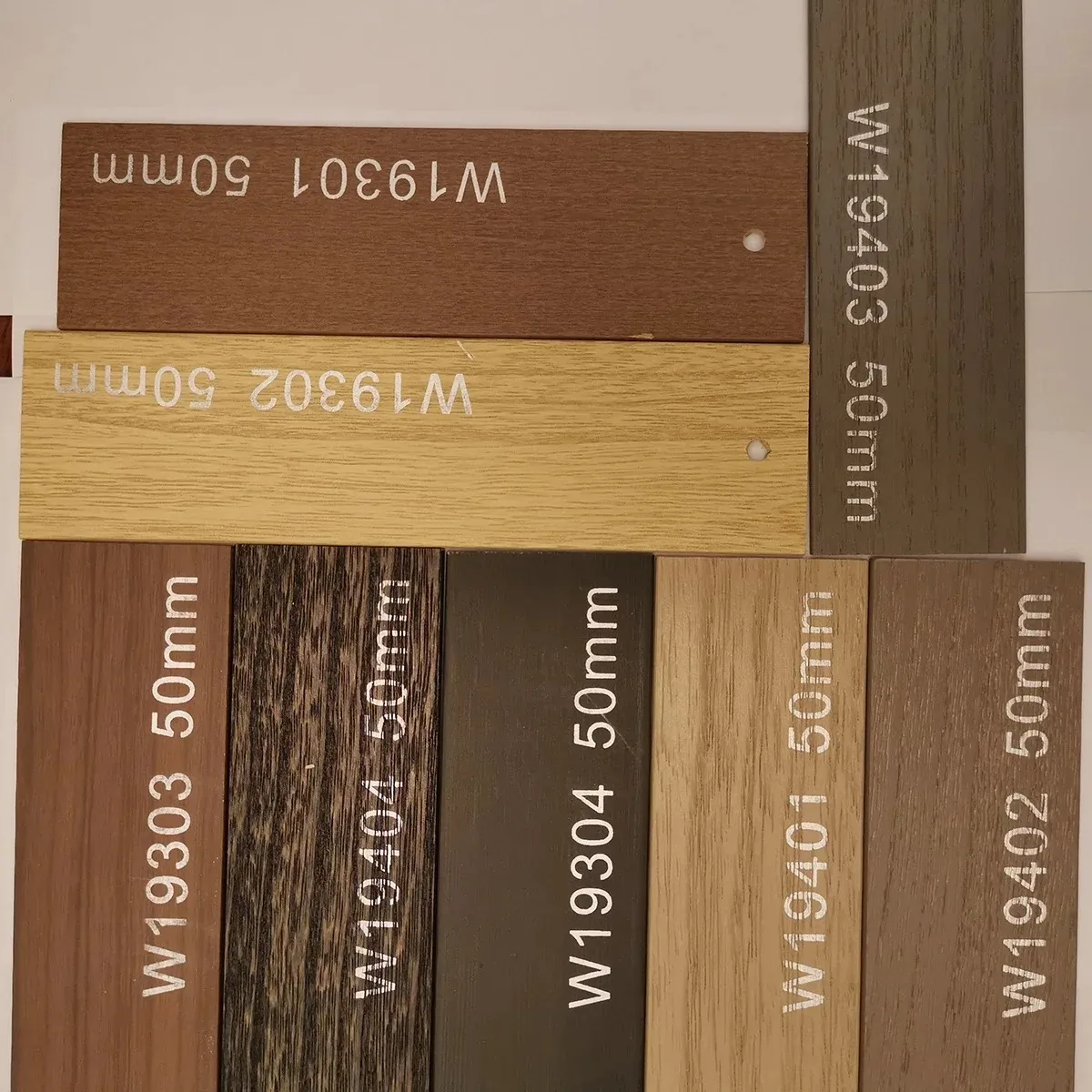 Custom Made Wooden Venetian Blinds 100% Natural Wood Real Wood Smart Home Tuya Wifi Zigbee Motor 50mm Slat 35mm 2.8mm Thickness