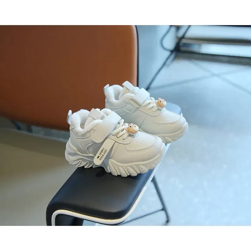 

Kids Winter Warm Casual Sneakers Fleece Boys Thickened Fashion Cotton Shoes Girls Neutral Velcro Non Slip Thick Bear Daddy Shoes