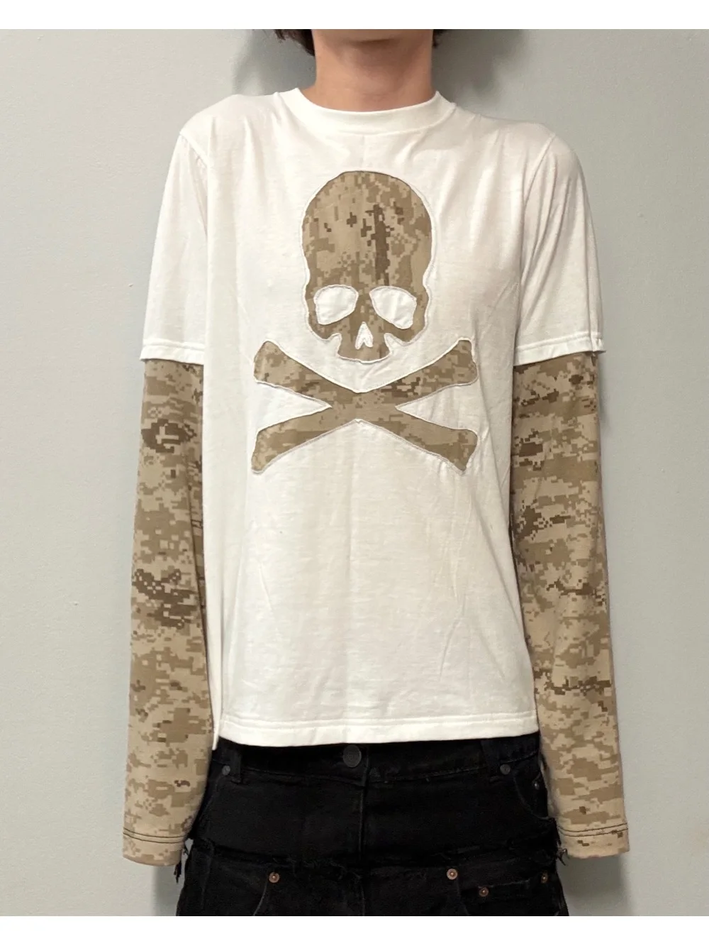 2026 new American retro camouflage skeleton fake two-piece spliced long sleeved top punk street trend fashion versatile niche - view 5
