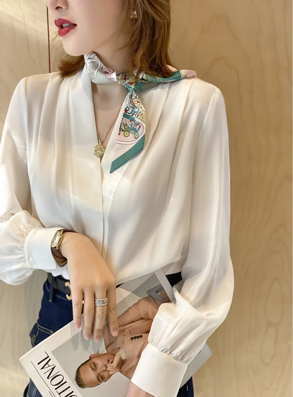 French Elegant Silk Shirt Women 2024 Autumn And Winter Loose All-match High-end V-neck Shirt SATIN Silk Office Lady