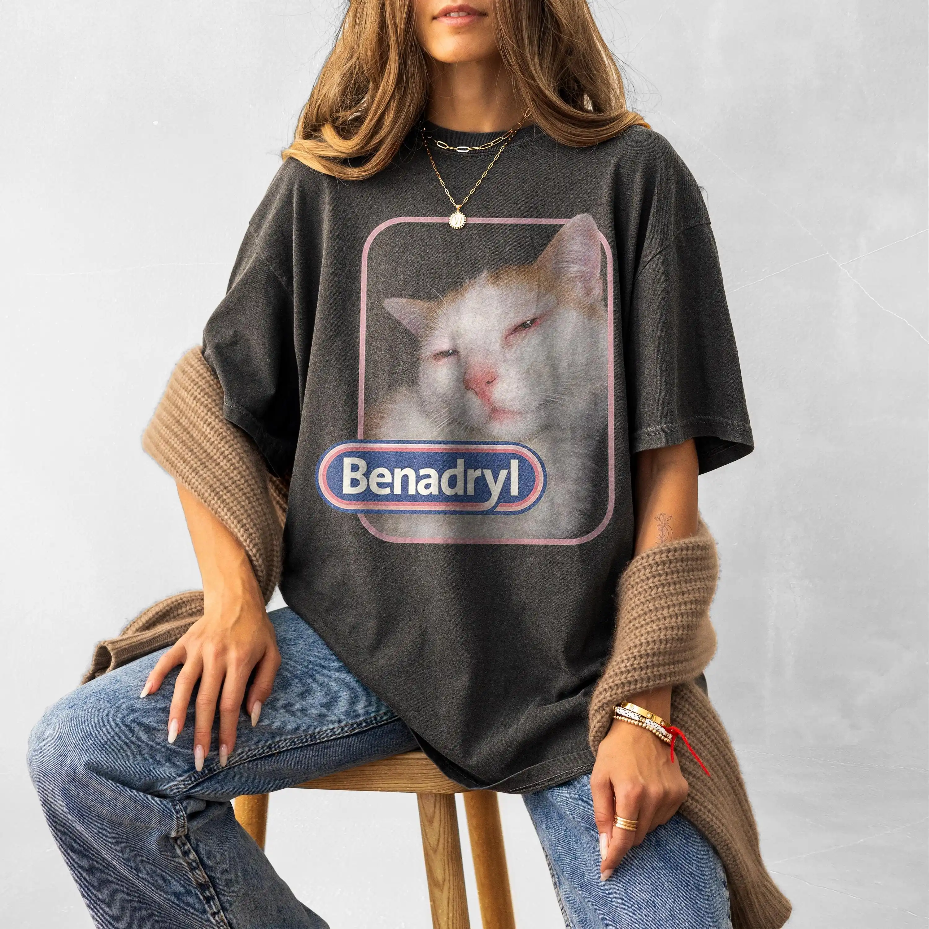 Benadrly Cat Shirt - Silly Cat T-Shirt - Gen Z Tee