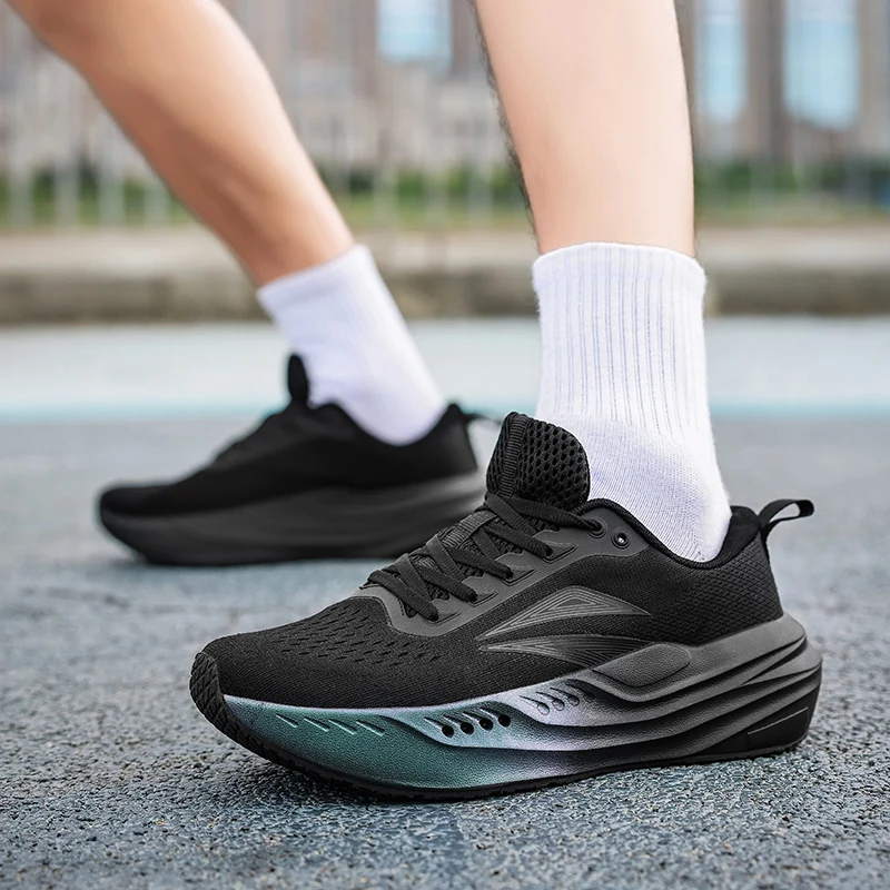 

Unisex Low-top Soft Cushioned Running Shoes, Outdoor Training Sneakers, Versatile Comfort Athletic Footwear for Men and Women