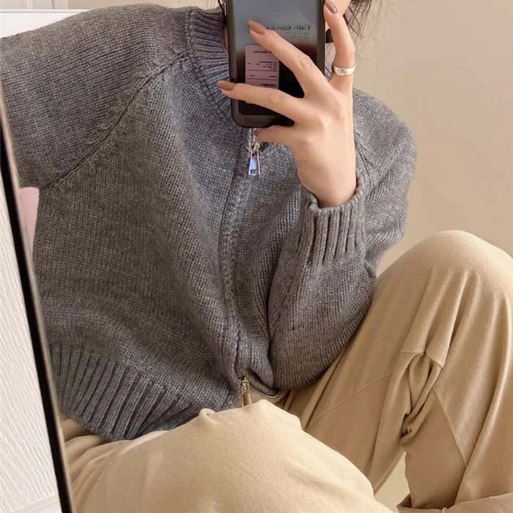 

Street Chic Long Sleeve Grey Zipper Sweater Jacket Short Sweater Crochet Cardigans Round Collar Zipper Knitwear Coats Warm
