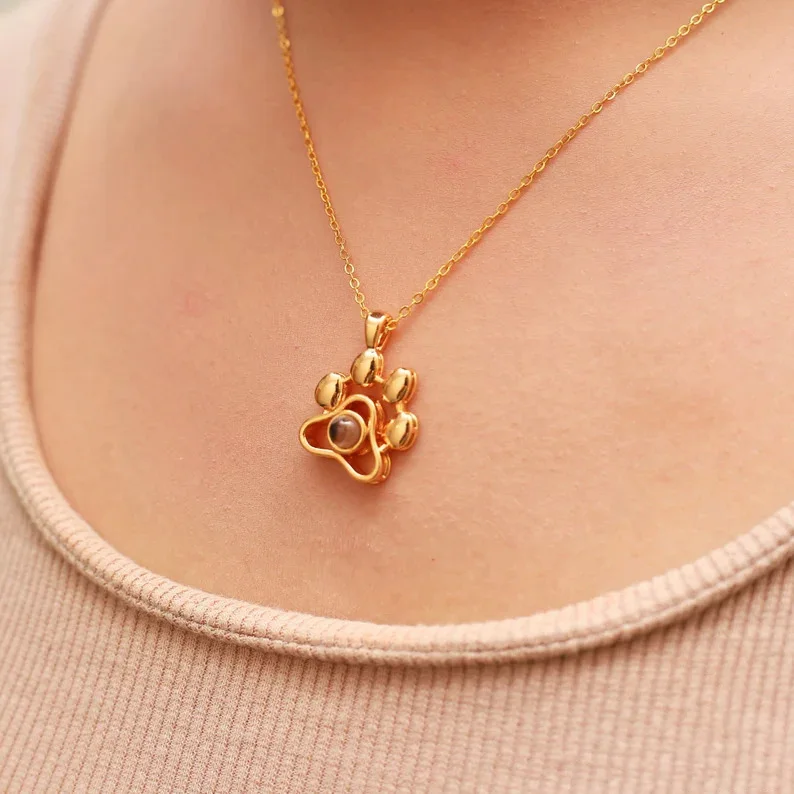 Collana con proiezione di foto personalizzata Ti amo Collana con ciondolo commemorativo con zampa di cane in 100 lingue Collana con zampa di cane con foto personalizzata