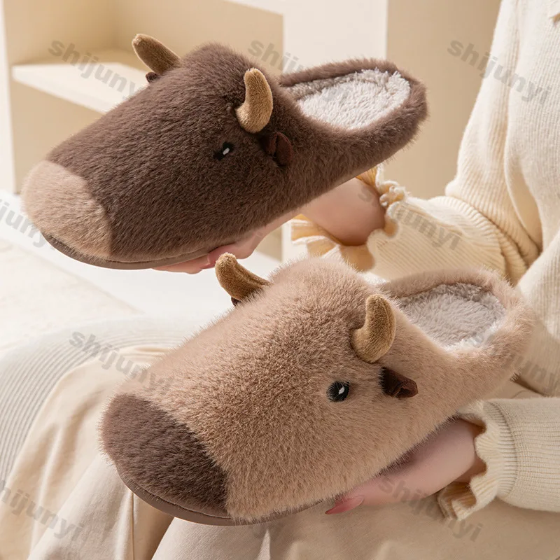 

Capybara Cow Slippers Women's 2026 Winter Cartoon Indoor Home Shoes Men Warm Anti Slip Cute Plush Couple Cotton Slippers Couples