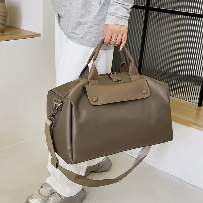 

Simple Fashionable Tote For Women Designer Leather Crossbody Bag Elegant Textured Shoulder Bag For Use As A Versatile Diaper Bag