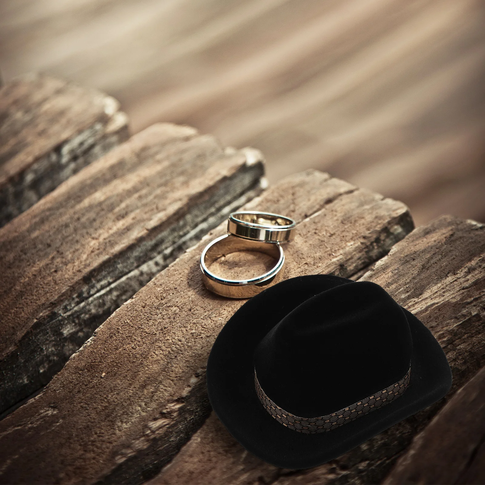 

Креативная ковбойская шляпа, шкатулка для драгоценностей в западном стиле, мягкая внутренняя кольцо, серьги, ожерелье для хранения, декоративная свадебная шкатулка для помолвки