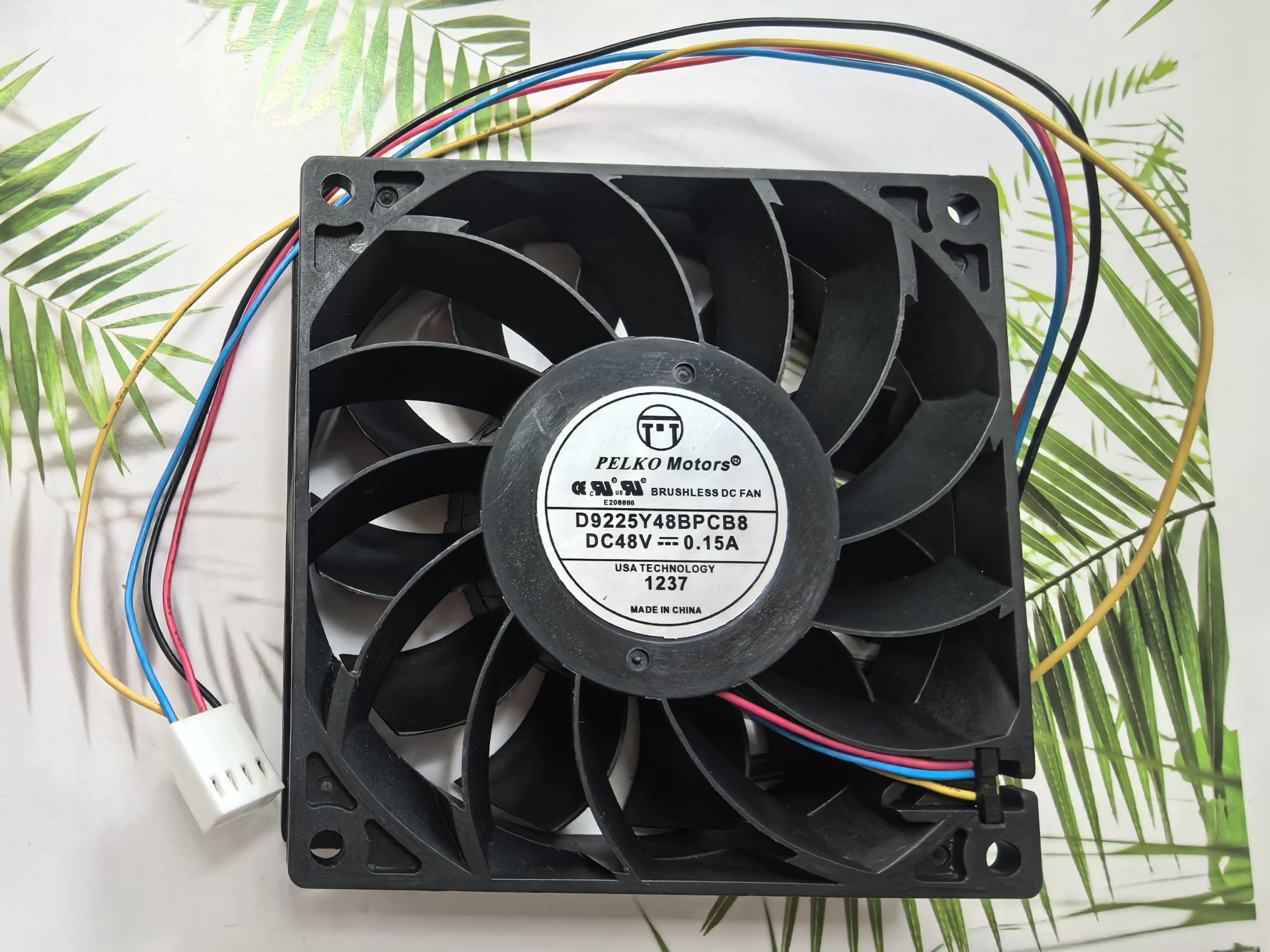 D9225Y48BPCB8  90*90mm  48V  0.15A Original Cooling fan, tested before shipment